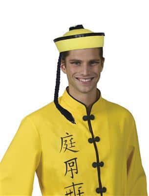 cappello giallo da cinese con treccia