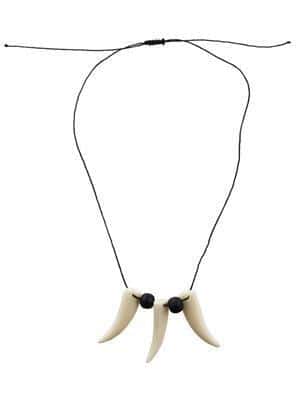 collana da primitiva con ossa a punta