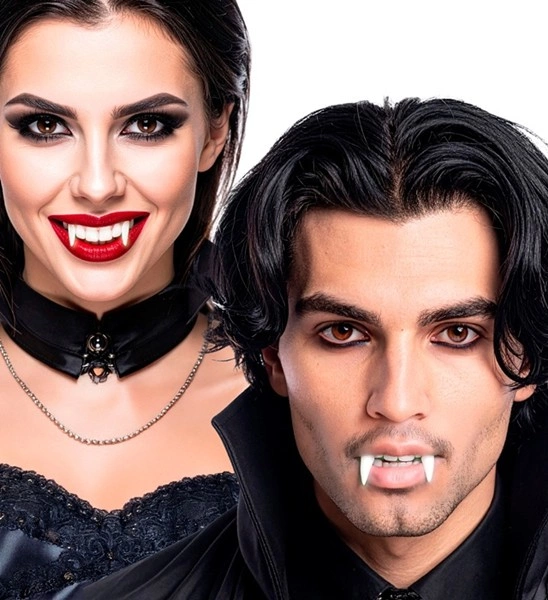 denti da vampiro fluorescenti