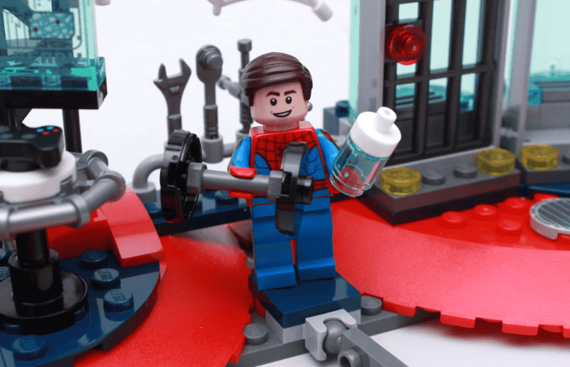 lego marvel superheroes attacco al covo del ragno