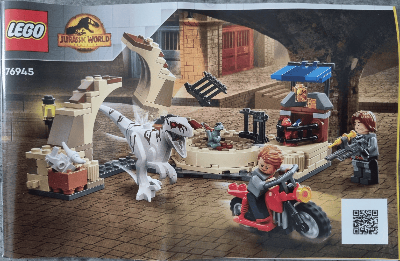 lego jurassic world atrociraptor: inseguimento sulla moto