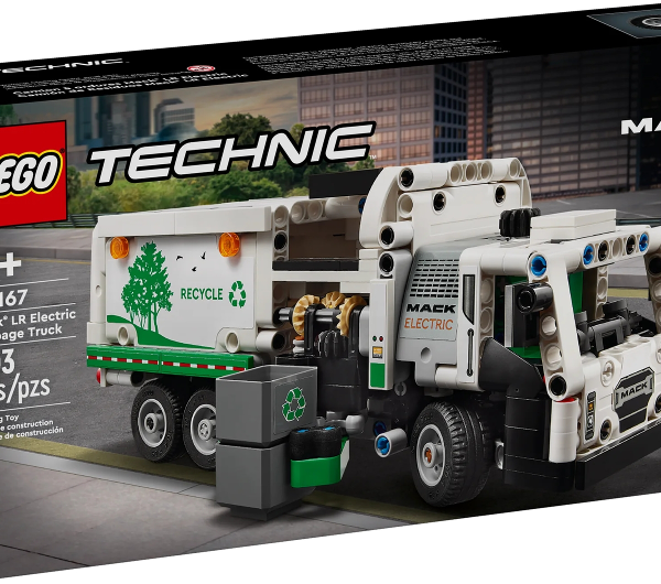 lego techinc neom mclaren extreme e race car (copia)