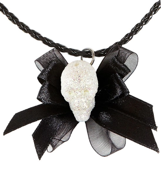collana teschio e ossa (copia)