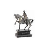 Cavaliere in peltro con mazza del XVI Secolo