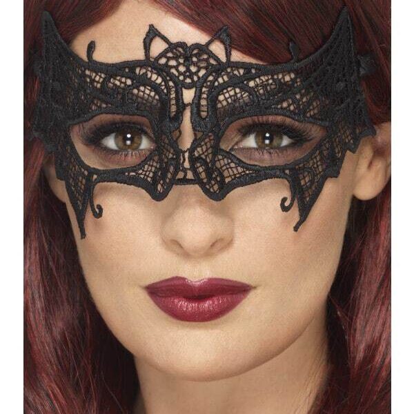 Maschera Nera da Pipistrello in Pizzo