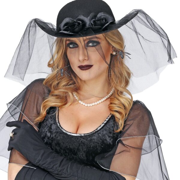 Cappello Nero da Vedova con Velo