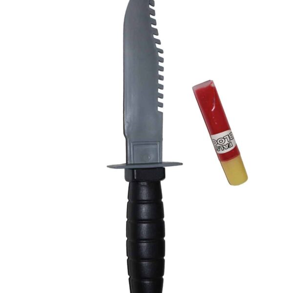 Coltello con Sangue Finto