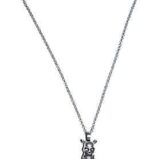 Collana con Mano Scheletrica e Teschio