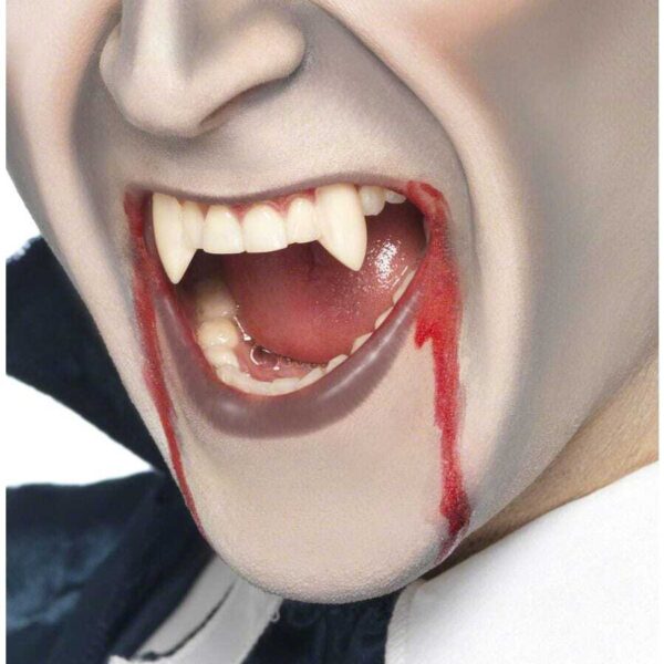 Denti Canini da Vampiro